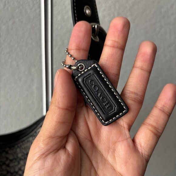 Vintage Coach Shoulder Bag - Picture 3 of 6